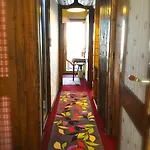 Dans Au Pied Des Pistes サン・ラリー・スラン